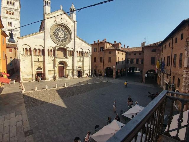 Ufficio in affitto di 140 m² in Corso Duomo