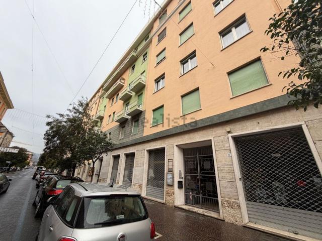 Ufficio in affitto di 140 m² in Viale Giuseppe Mazzini, 25