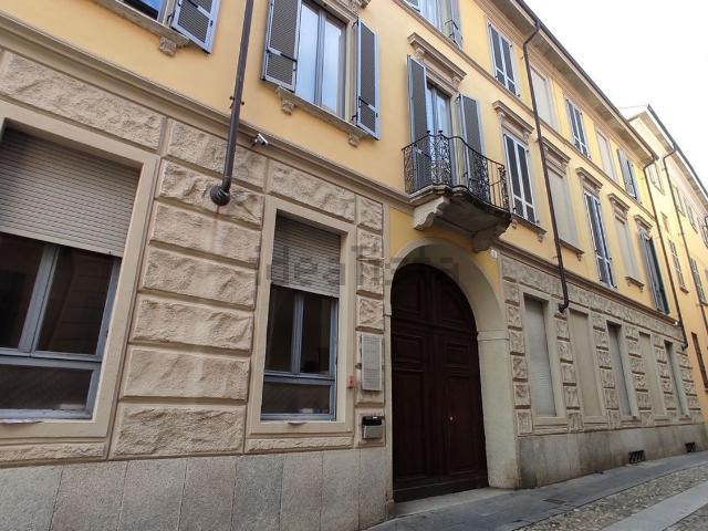 Ufficio in affitto di 150 m² in Via Cesare Magnani Ricotti, 2