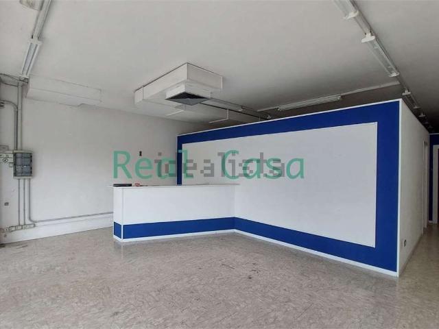 Ufficio in affitto di 150 m² in Via Emilia Ovest