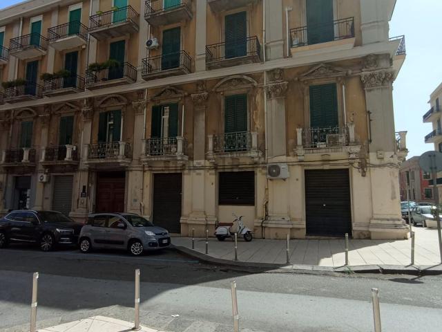 Ufficio in affitto di 150 m² in Via Ghibellina, 45