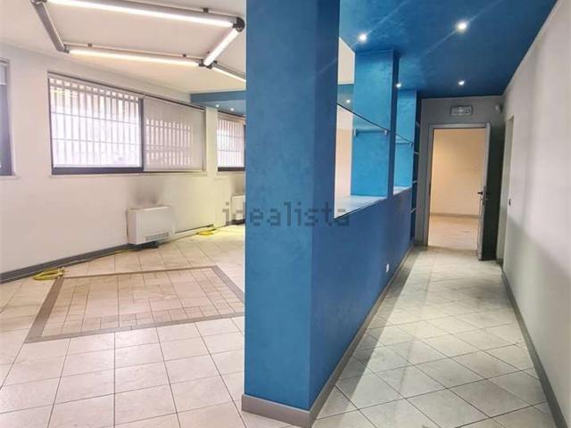 Ufficio in affitto di 150 m² in Via Padova