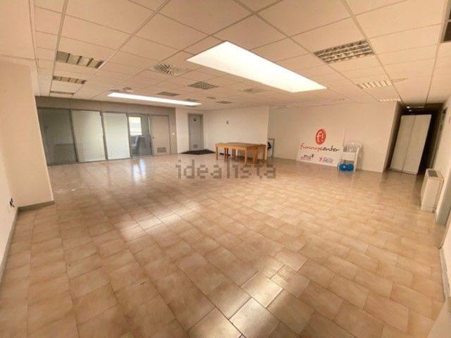 Ufficio in affitto di 150 m² in Viale Palmanova, 415
