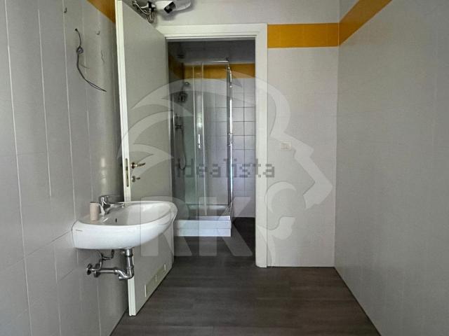 Ufficio in affitto di 153 m² in Via Alfieri Maserati, 3