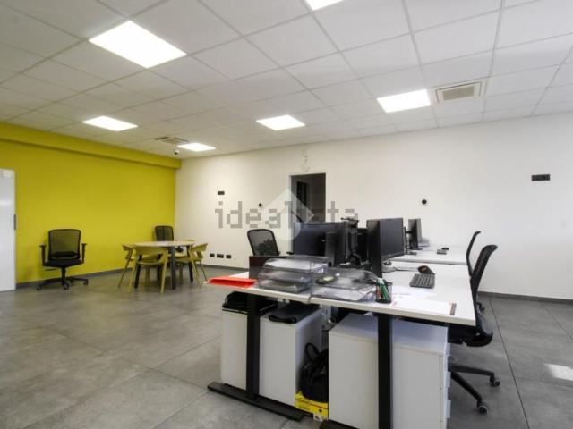 Ufficio in affitto di 165 m² in Via per Sassuolo
