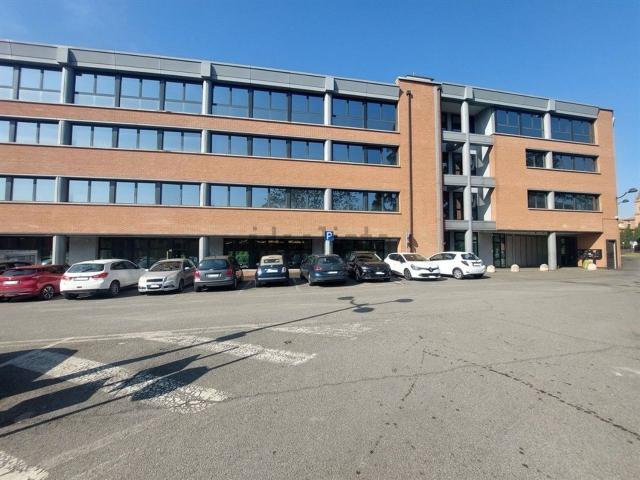 Ufficio in affitto di 160 m²