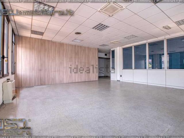 Ufficio in affitto di 160 m² in Via del Lavoro, 27