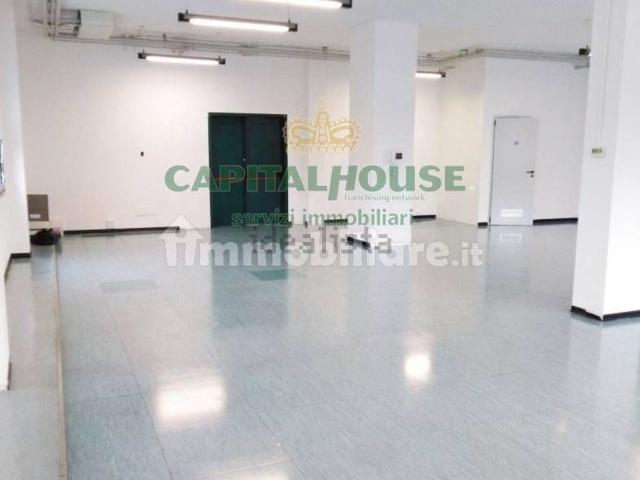 Ufficio in affitto di 175 m² in Via Piero Gobetti, 50