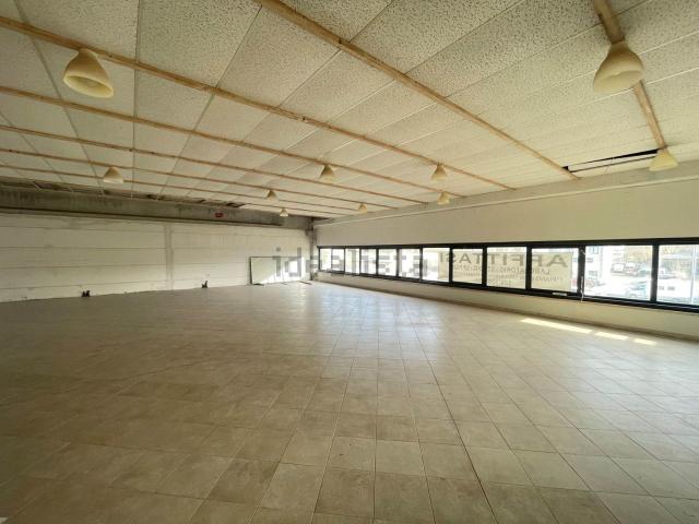 Ufficio in affitto di 170 m²