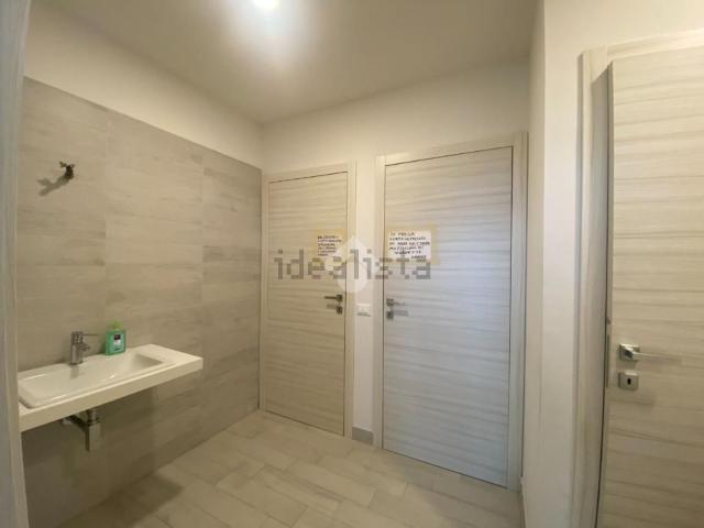 Ufficio in affitto di 172 m² in Via XX Settembre, 50
