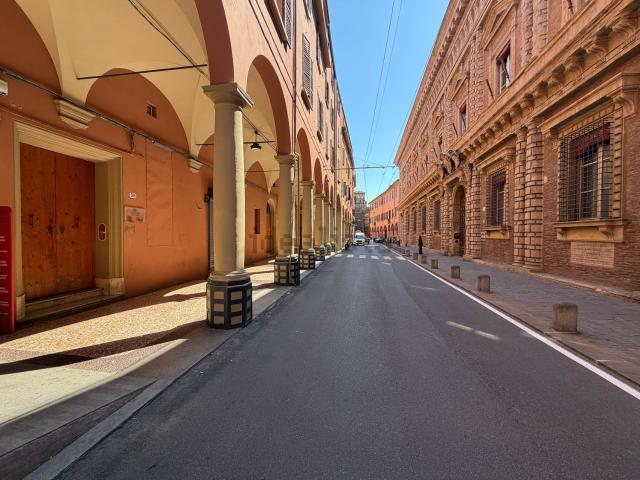 Ufficio in affitto di 17 m² in Via San Vitale, 38