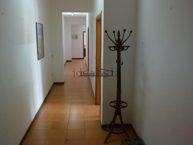 Ufficio in affitto di 185 m² in Via Nazionale, 118