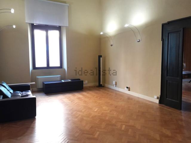 Ufficio in affitto di 180 m² in Largo Castello