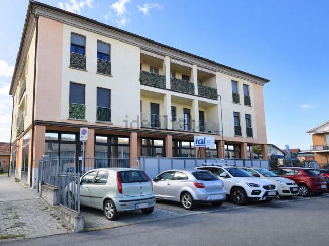 Ufficio in affitto di 180 m² in Via Giovanni Giolitti, 12