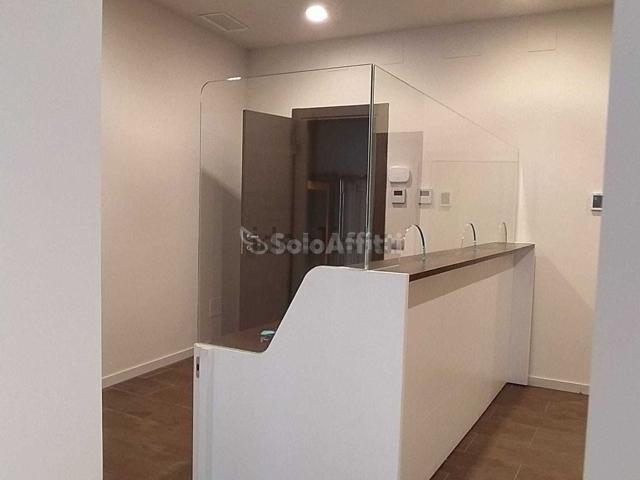Ufficio in affitto di 180 m² in Via Giulio Cesare Beccaria