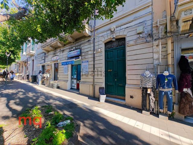 Ufficio in affitto di 180 m² in Via T. Cannizzaro, 220