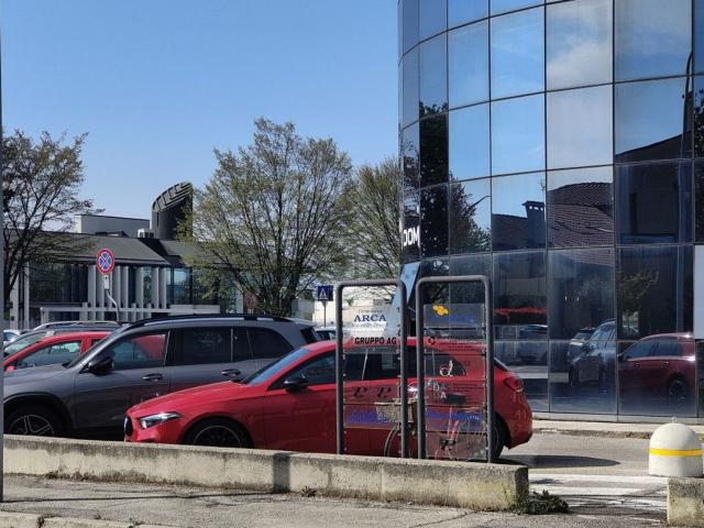 Ufficio in affitto di 180 m² in Viale delle Querce