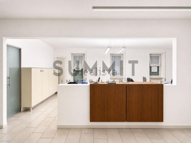 Ufficio in affitto di 180 m² in Viale Francesco Bassani