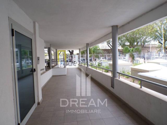 Ufficio in affitto di 1822 m² in Viale Trieste