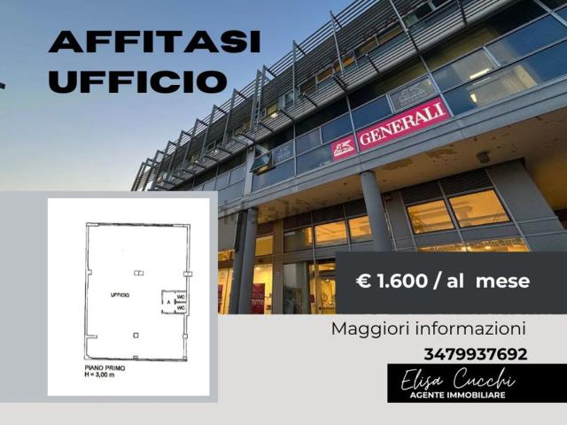 Ufficio in affitto di 195 m² in Via Flaminia Conca