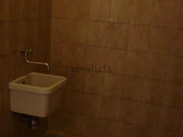 Ufficio in affitto di 200 m²