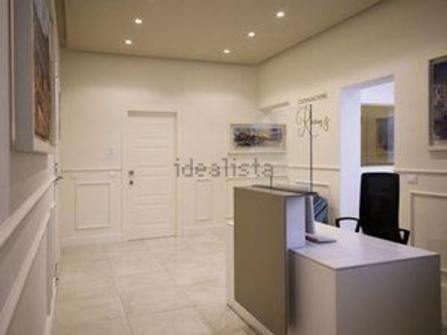 Ufficio in affitto di 200 m² in Corso delle Province