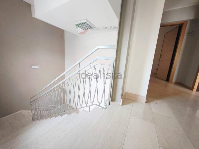 Ufficio in affitto di 20 m² in Via Vittorio Veneto