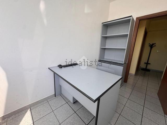 Ufficio in affitto di 20 m² in Viale della Repubblica, 100