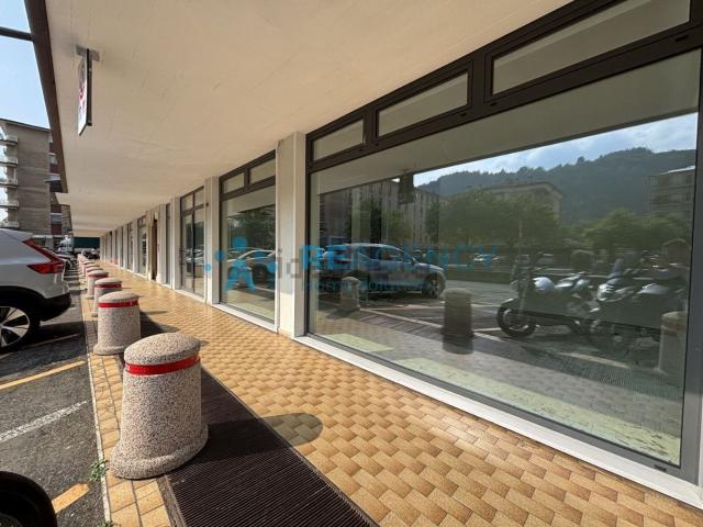 Ufficio in affitto di 218 m² in Contrada Molino Predelle
