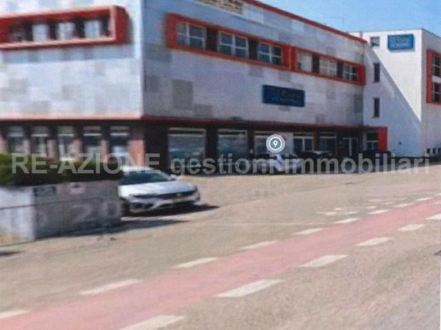 Ufficio in affitto di 220 m² in Viale Leonardo Da Vinci