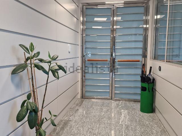 Ufficio in affitto di 24 m² in Via Piemonte