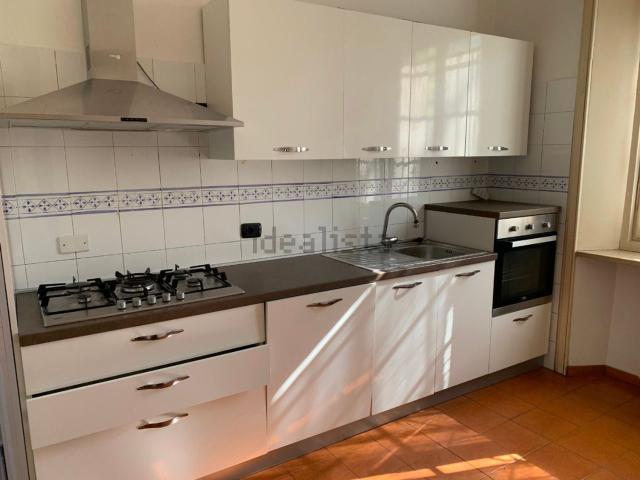 Ufficio in affitto di 250 m²