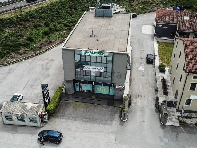 Ufficio in affitto di 250 m² in Strada Padana Verso Verona, 57