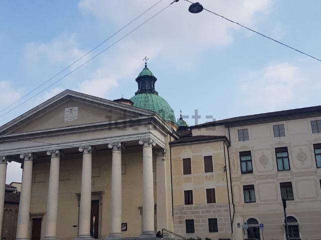 Ufficio in affitto di 250 m² in Piazza del Duomo