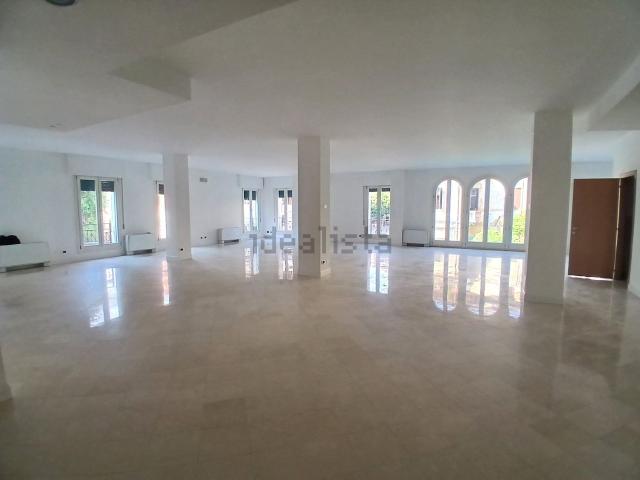 Ufficio in affitto di 250 m² in Piazza del Duomo