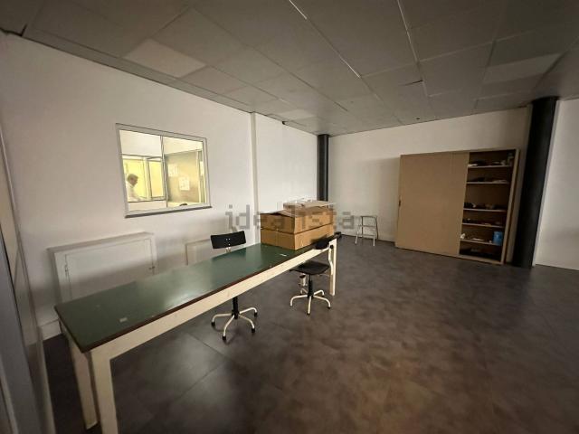 Ufficio in affitto di 250 m² in Via Redipuglia