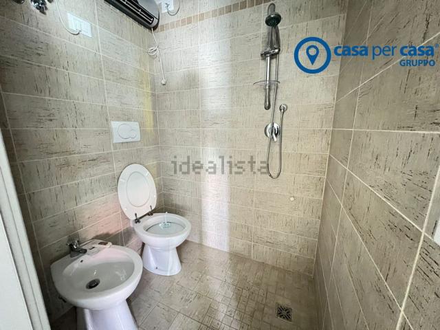 Ufficio in affitto di 25 m² in Via Luigi Einaudi, 43