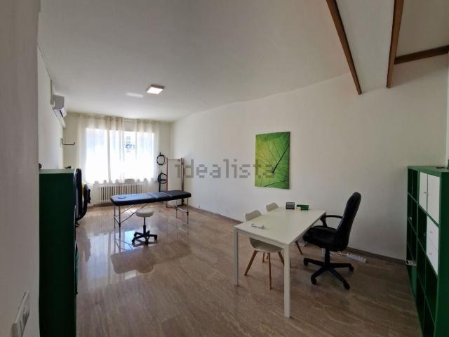 Ufficio in affitto di 25 m² in Via Tiburtina Valeria, 85