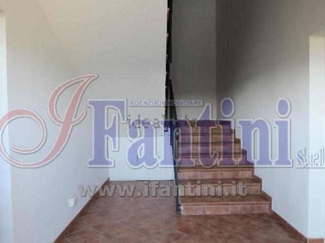 Ufficio in affitto di 269 m² in Via Pradazzo, 1