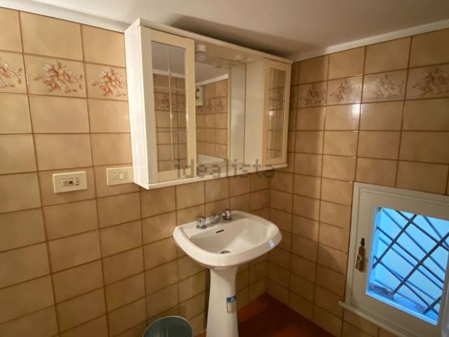 Ufficio in affitto di 26 m² in Via Canalino, 72