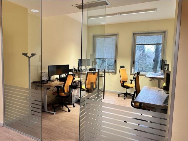Ufficio in affitto di 300 m² in Viale dei Mille, 3