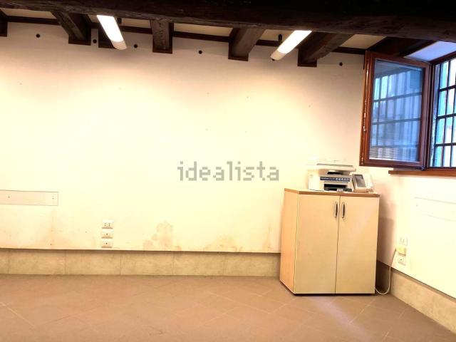 Ufficio in affitto di 30 m² in Calle dei Muti San Polo