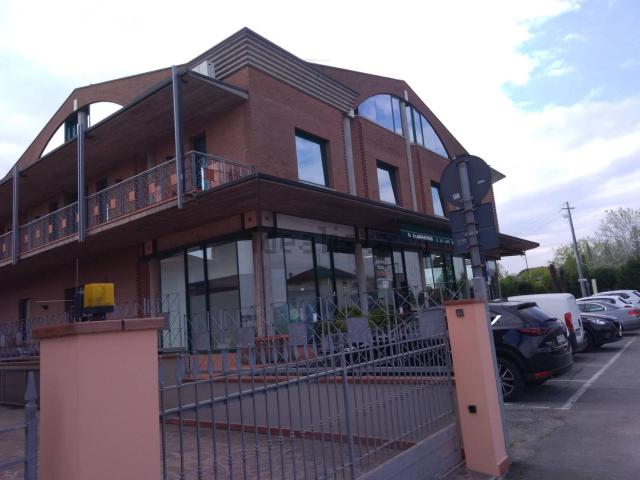 Ufficio in affitto di 317 m² in Via Sant&apos  Orsola