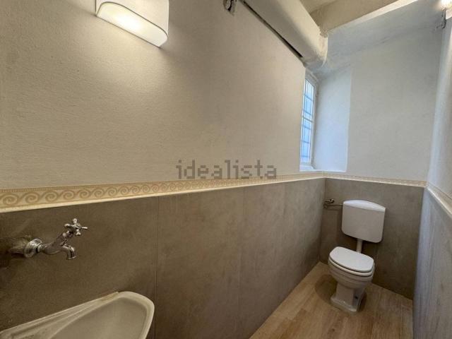 Ufficio in affitto di 312 m² in Via d&apos Azeglio