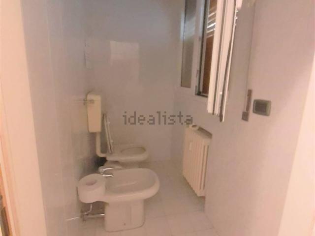 Ufficio in affitto di 320 m²