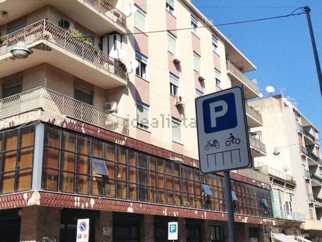 Ufficio in affitto di 32 m² in Via Ugo Bassi, 132