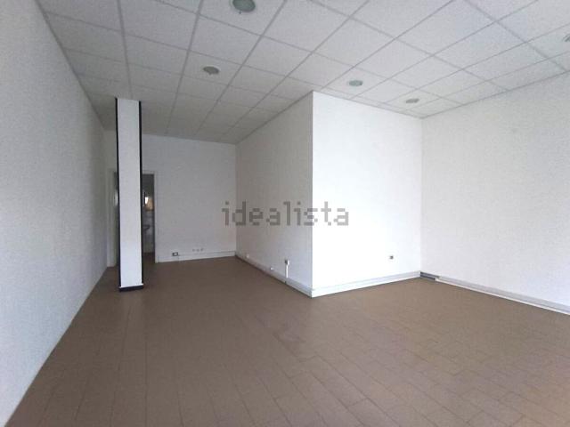 Ufficio in affitto di 33 m² in Via Carabella