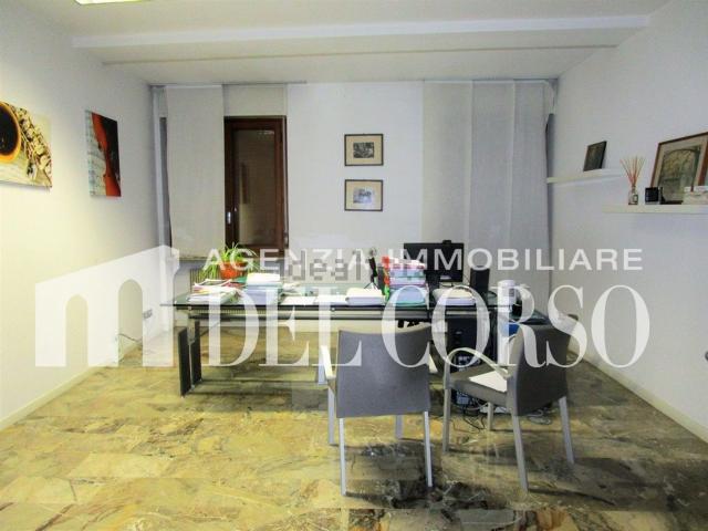 Ufficio in affitto di 340 m² in Corso Garibaldi