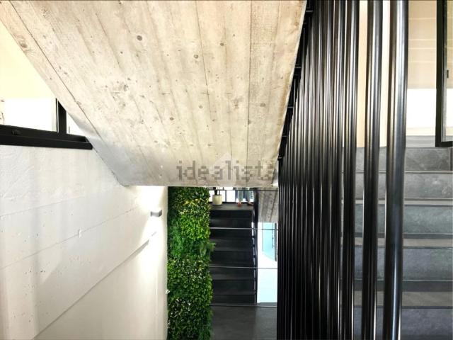 Ufficio in affitto di 350 m² in Via Campo dei Fiori