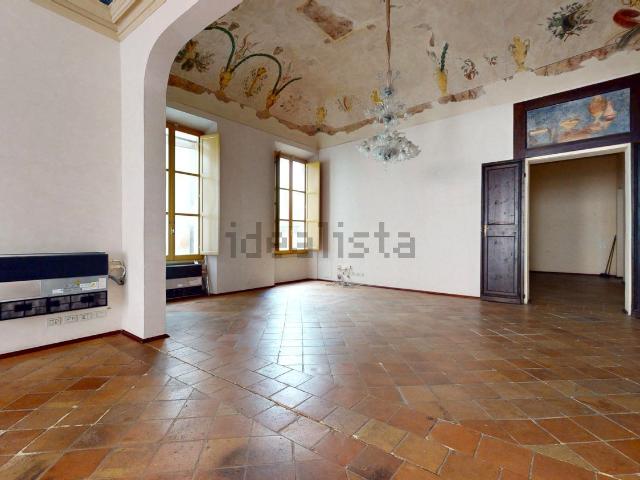 Ufficio in affitto di 352 m² in Corso d&apos Augusto, 181